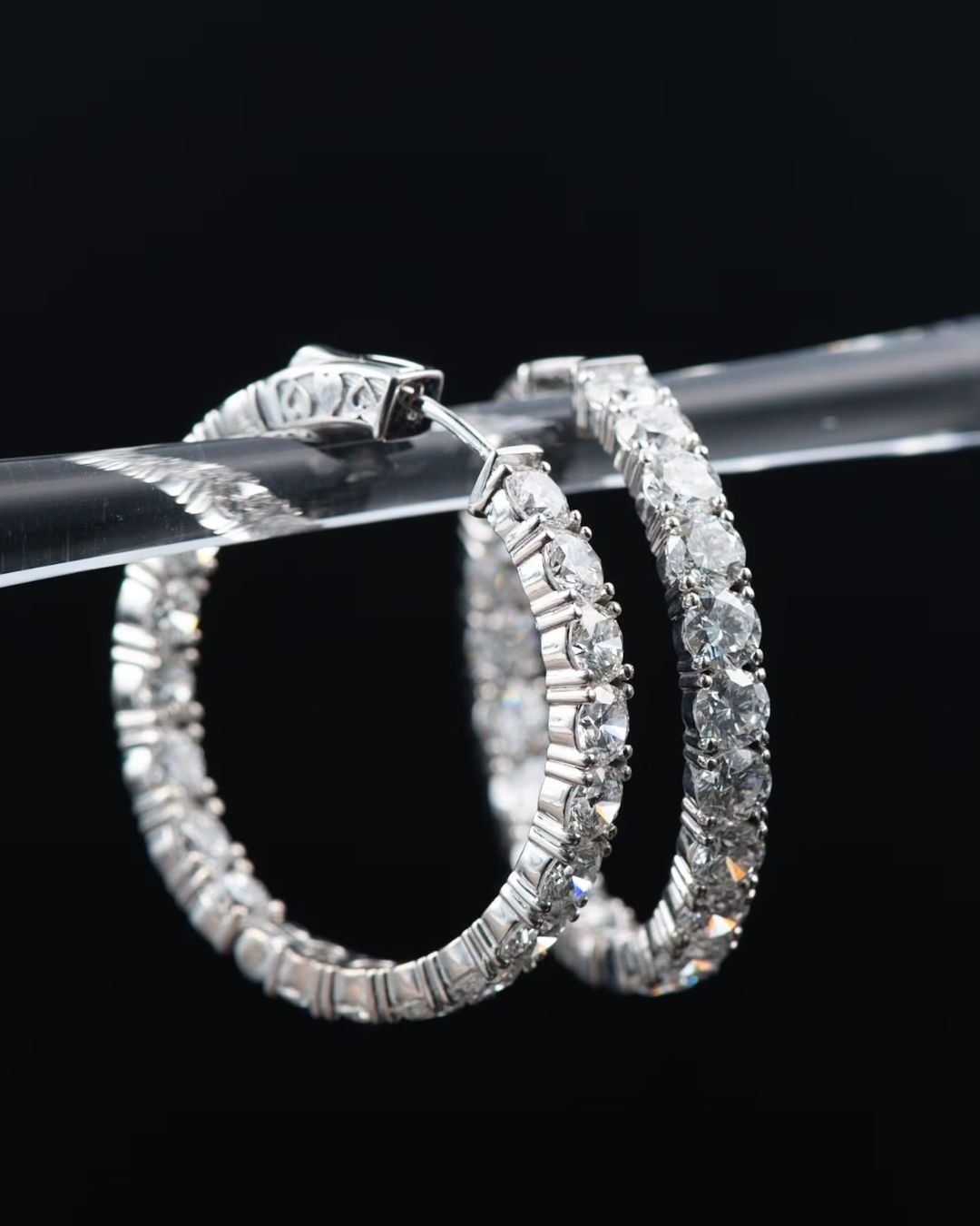 Round Brilliant Diamond Hoop Earrings